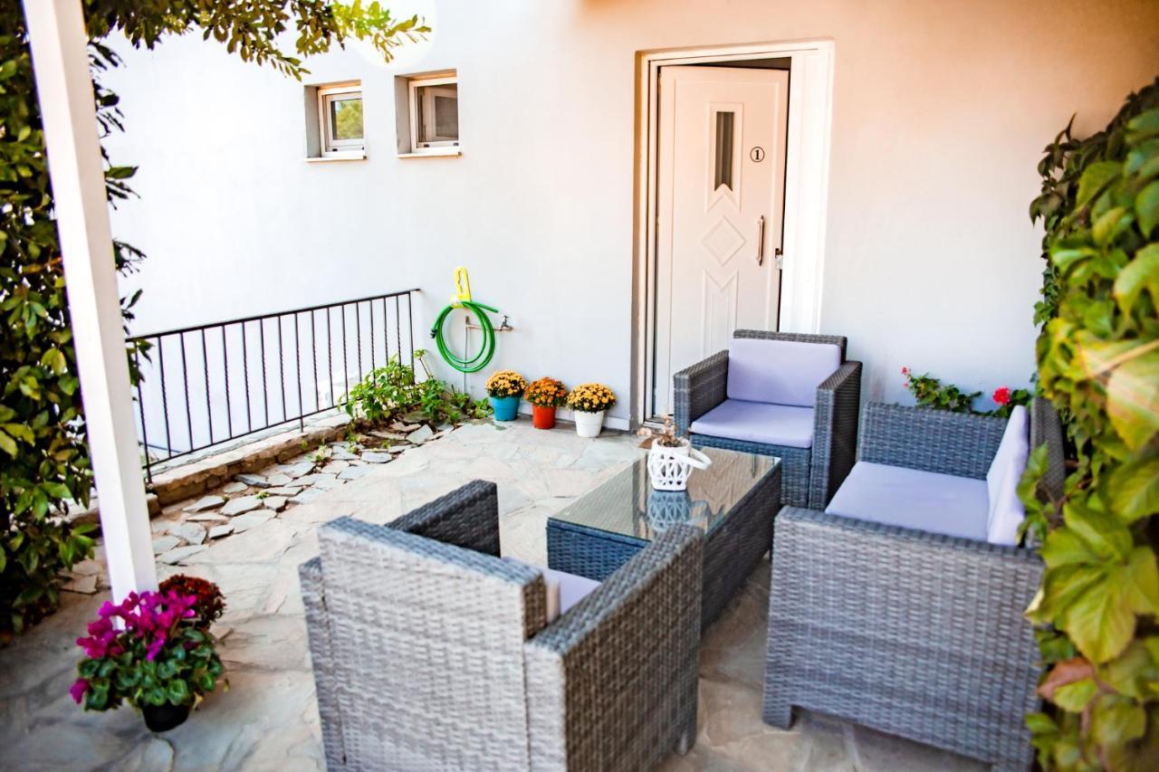 Filia Rooms & Apartments Agioi Apostoloi (Evia) Exterior foto