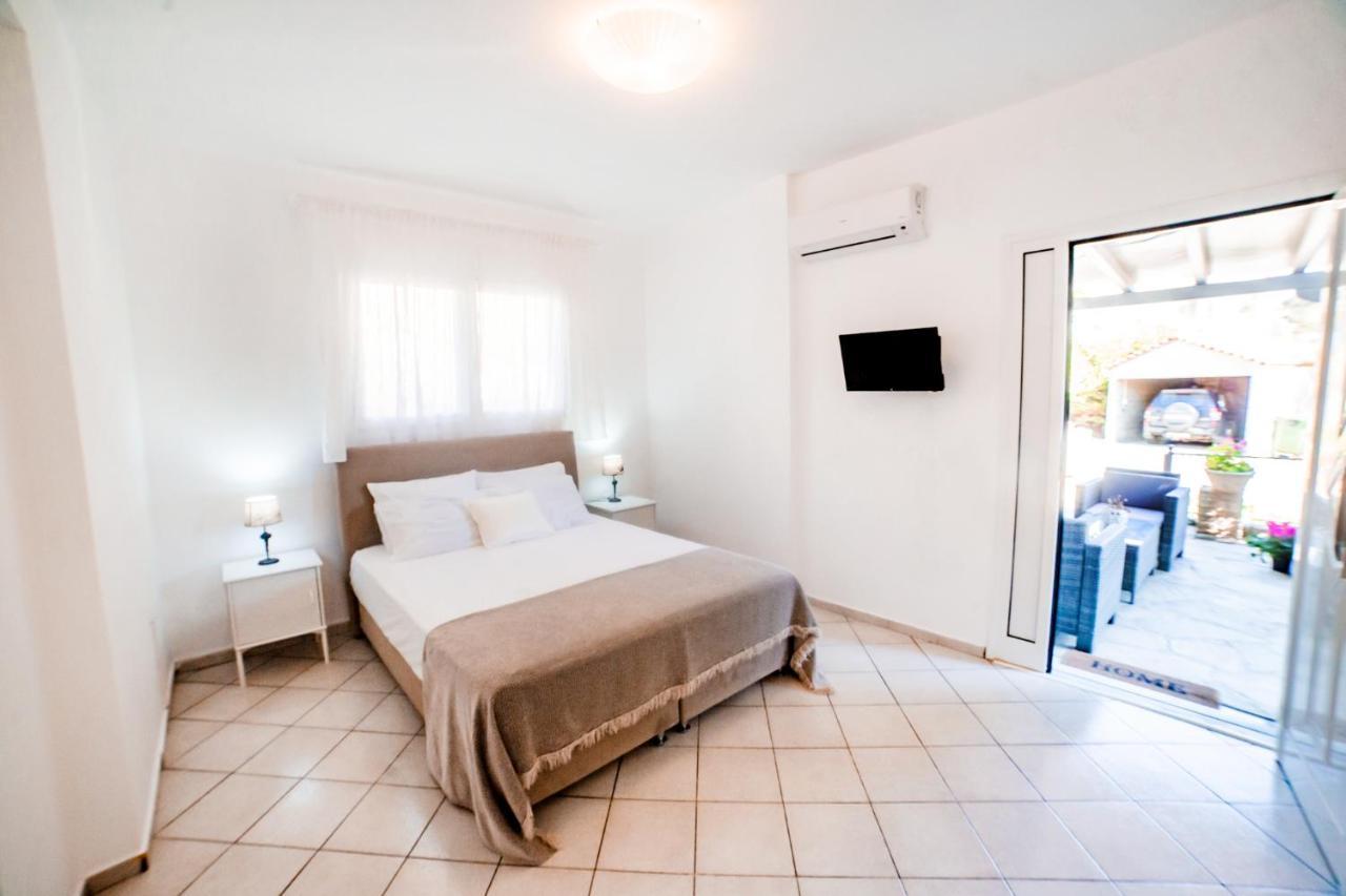 Filia Rooms & Apartments Agioi Apostoloi (Evia) Exterior foto