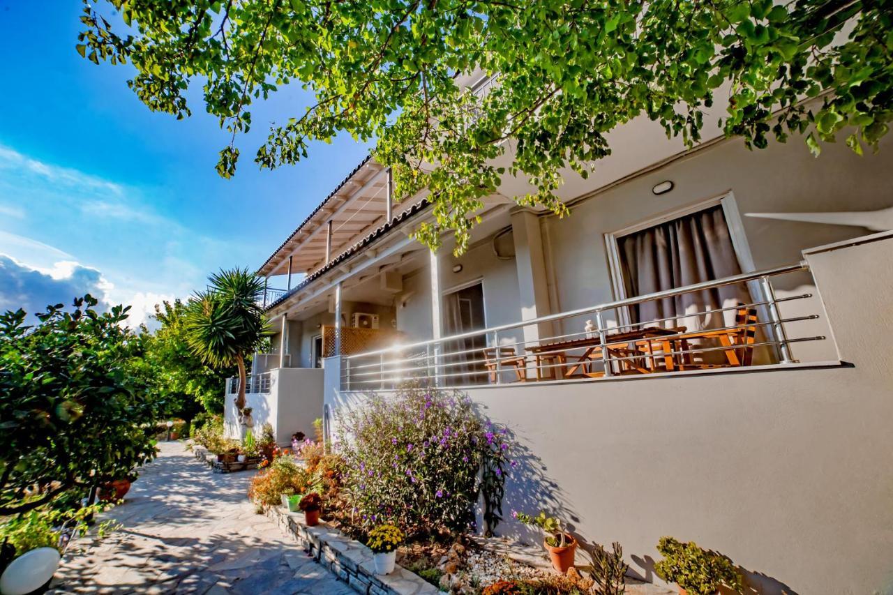 Filia Rooms & Apartments Agioi Apostoloi (Evia) Exterior foto